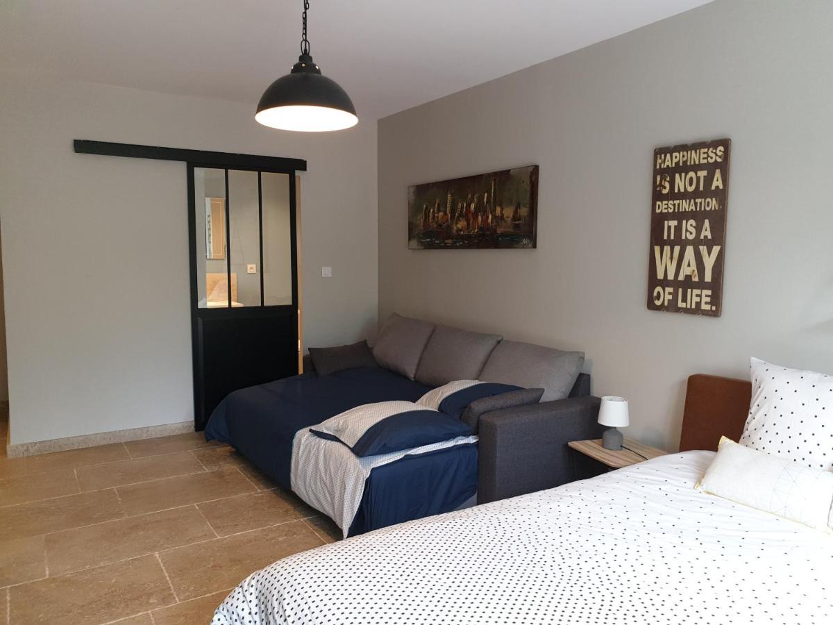 לינה וארוחת בוקר Laubressel Cosy Wood House מראה חיצוני תמונה