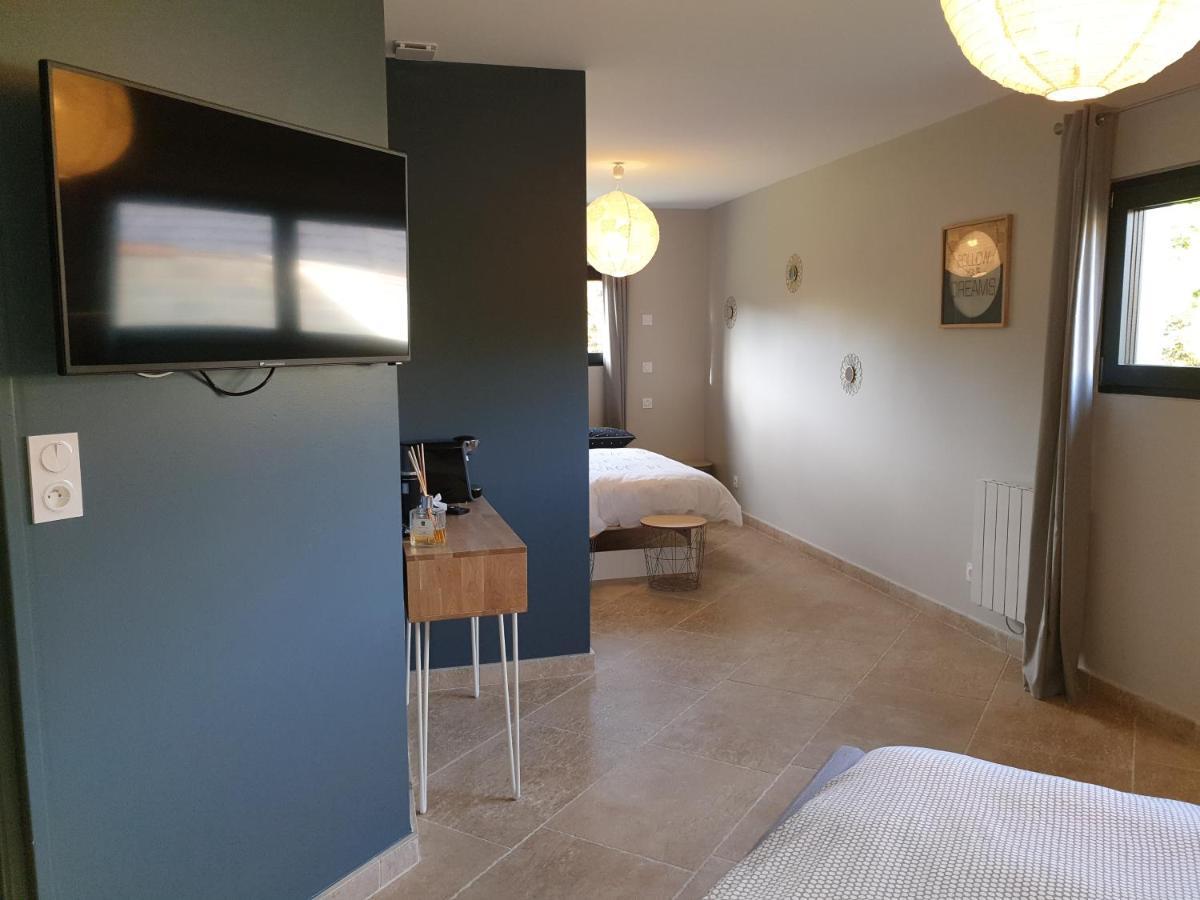 לינה וארוחת בוקר Laubressel Cosy Wood House מראה חיצוני תמונה