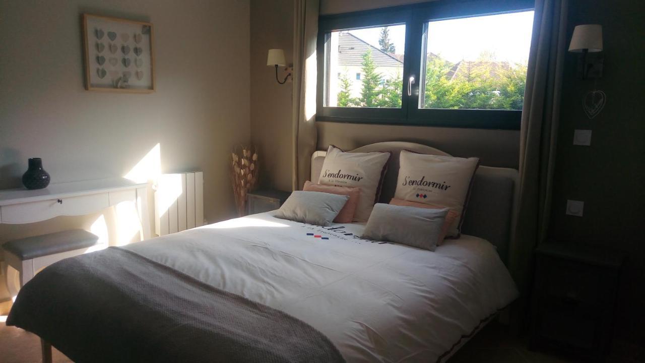 לינה וארוחת בוקר Laubressel Cosy Wood House מראה חיצוני תמונה